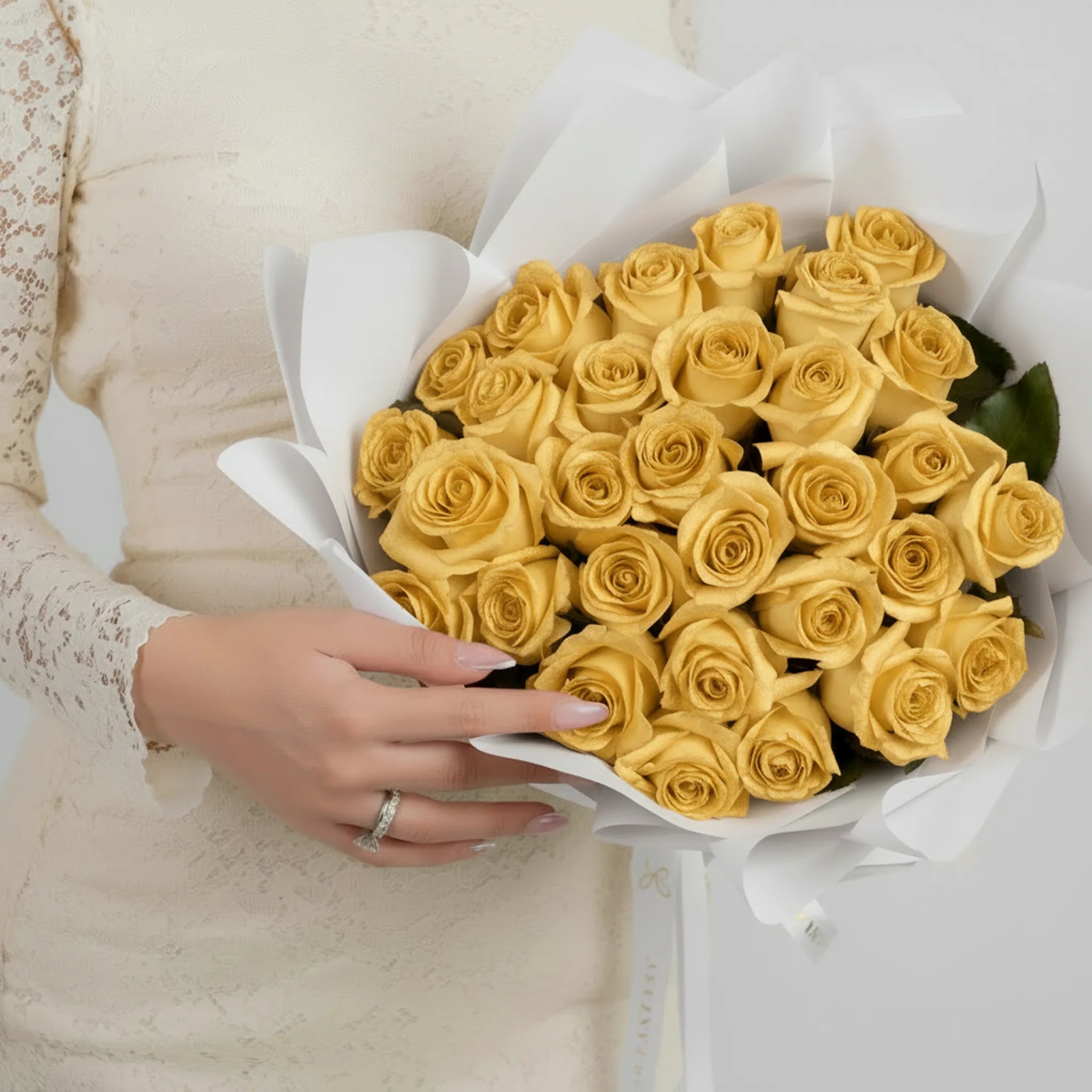Fresh Rose Bouquet | Gold