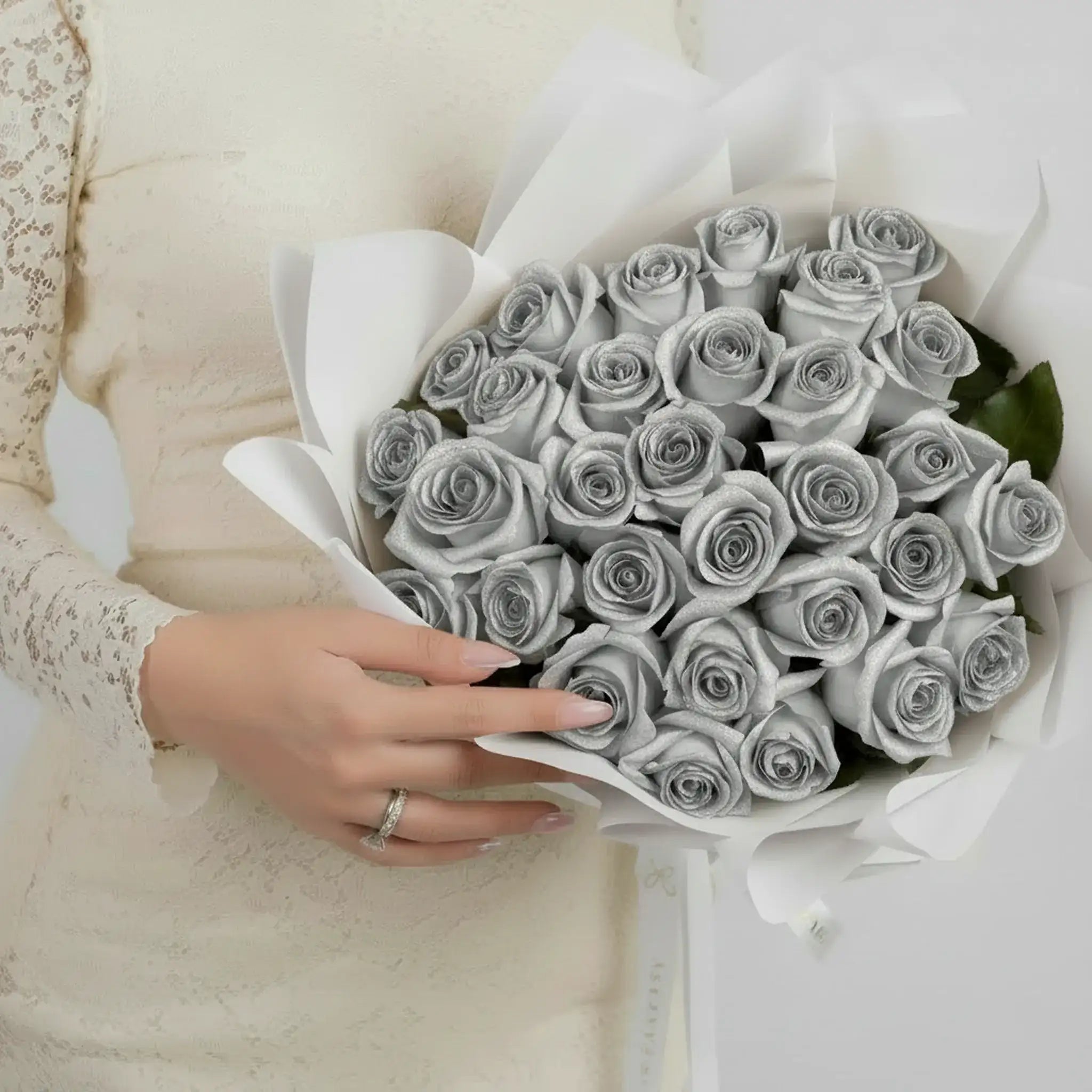 Fresh Rose Bouquet | Silver