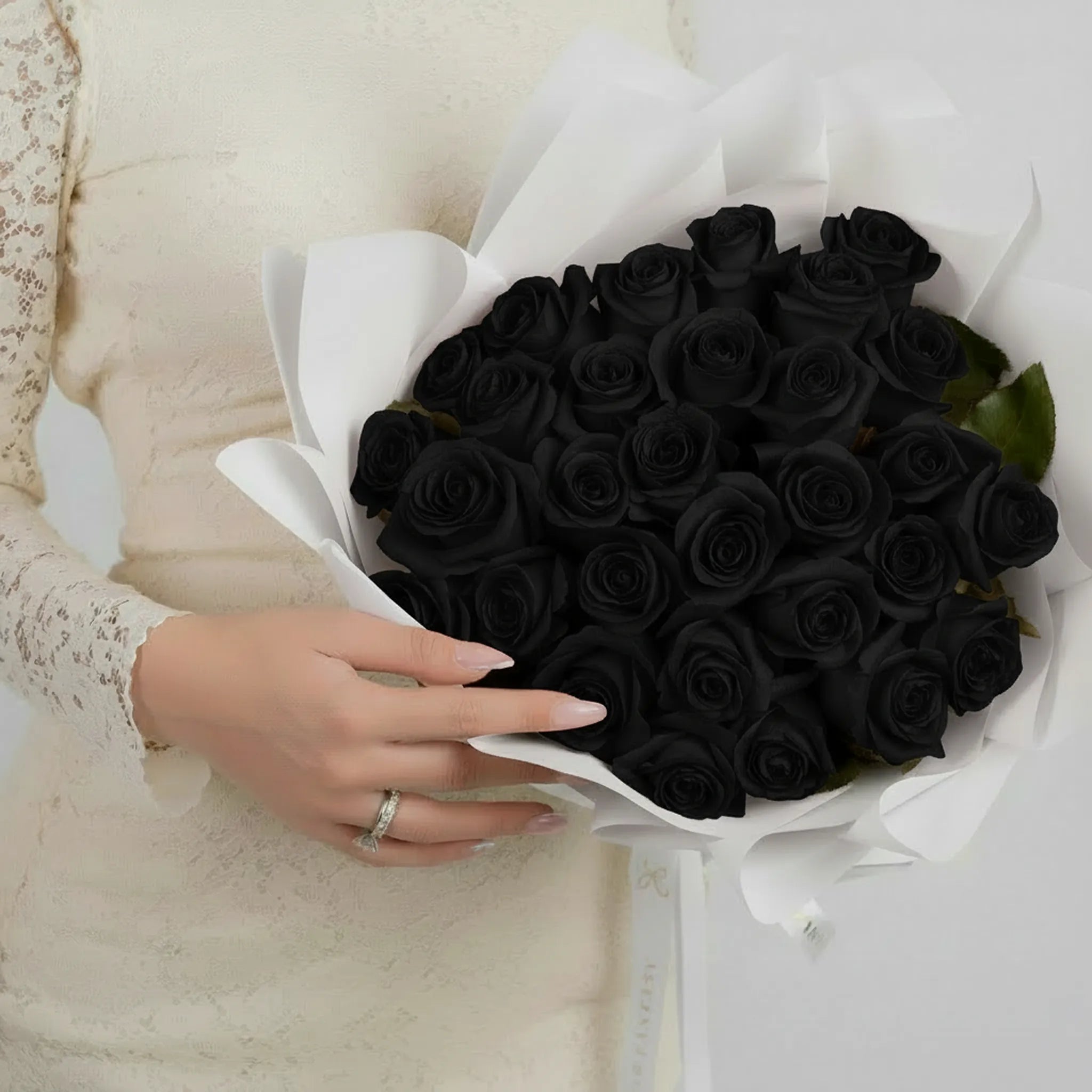 Fresh Rose Bouquet | Black